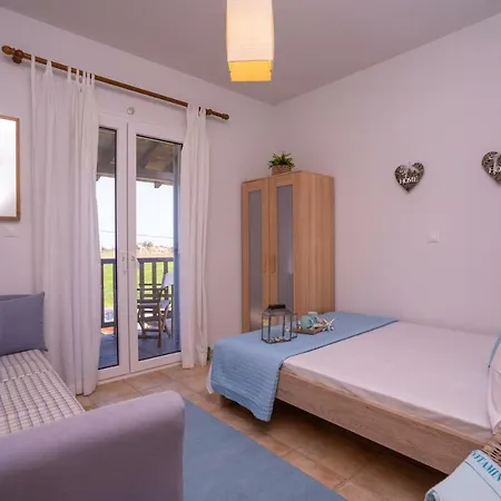 Romantic Maisonette With Sea View Case de vacanță *
