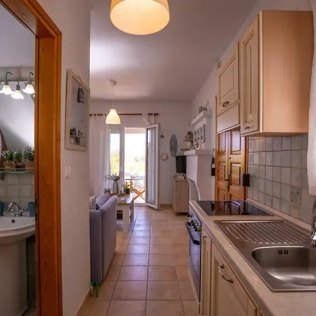 Romantic Maisonette With Sea View